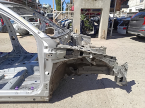 Lexus CT200h 11-17 front right quarter panel on the body, silver
