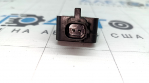 Lexus CT200h 11-17 front left airbag sensor on TV