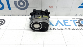 The Start/Stop button on a Mercedes W167 GLE 350 450 20-24 has peeled off.