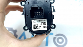 The Start/Stop button on a Mercedes W167 GLE 350 450 20-24 has peeled off.