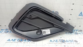 Right lower grille of the front bumper of a VW Tiguan 22-24 for parking sensors, structure, sand, dent