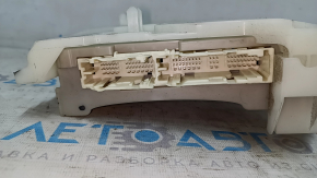 Fuse box under the dashboard Lexus CT200h 11-17