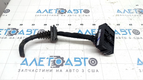 Chevrolet Equinox 22-24 underhood fuse box connector, large black