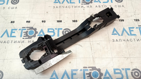 Front left door handle mechanism for a 14-20 Nissan Rogue