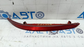 Honda Insight 19-22 rear right reflector scratches