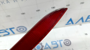 Honda Insight 19-22 rear right reflector scratches