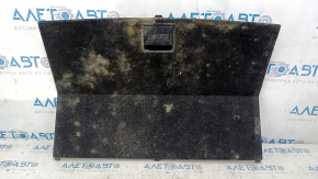 Lexus CT200h 11-17 trunk floor needs dry cleaning, scratches