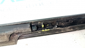 Door-glass molding, center front left, Honda Insight 19-22, chrome, broken fastener, scratches