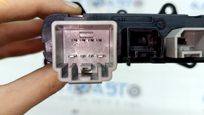 USB Media Hub Jeep Grand Cherokee WK2 20-22 scratches