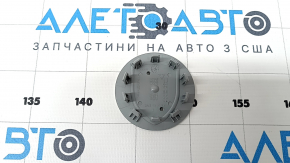 Center cap for Porsche 12-wheel drive