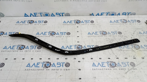 Upper right rear fender molding for Jeep Compass 17-24 chrome, broken mount, scratches