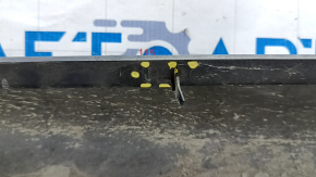 Right threshold Jeep Grand Cherokee WK2 11-22 structure, scratches, broken fasteners, broken fasteners, cracks in fasteners