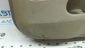 Beige front right door panel for Jeep Grand Cherokee WK2 19-22, with beige and black leather inserts, beige leather armrest, dark wood molding, with handle, scratches, dents, needs cleaning
