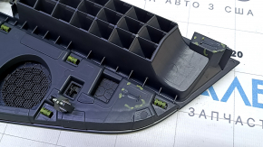 The front panel center trim for the Audi A4 B9 17-20 speakers is black, with a mesh, the mount is broken.
