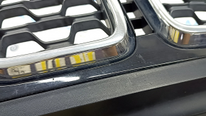 Jeep Grand Cherokee WK2 17-22 radiator grille assembly, honeycomb chrome, black gloss frame, sand