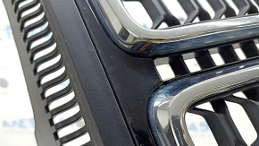 Jeep Grand Cherokee WK2 17-22 radiator grille assembly, honeycomb chrome, black gloss frame, sand