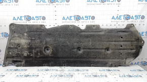 The left underbody protection of a Honda Insight 19-22 is worn and torn.