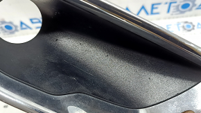 Right fog light frame for Jeep Grand Cherokee WK2 17-22, complete with chrome trim, scratches, crack in mount
