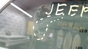 Jeep Grand Cherokee WK2 20-22 rear right window with chrome molding and scratches on the glass.