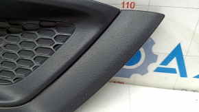 Right bumper grille for Jeep Compass 17-21 with molding structure under fog lights, broken fasteners, sand
