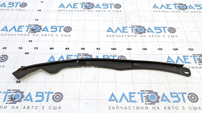 Right hood seal for Audi A4 B9 17-25, broken fasteners