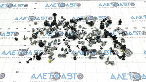 Jeep Grand Cherokee WK2 11-22 interior hardware, incomplete