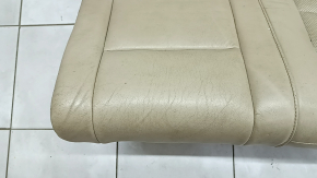 Left rear seat for a Jeep Grand Cherokee WK2 18-22, beige leather, dry-cleanable, with belt, dents, scratches