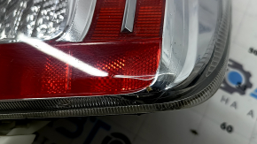 Right headlight for Toyota Prius 30 13-15, scratches, debris under the glass