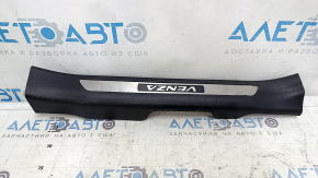 Front right door sill trim for Toyota Venza 21-24, black, chrome insert, scratches, whitened plastic, dry cleanable