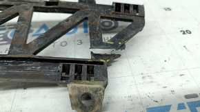 The Toyota Venza 21-24 foot trunk opening sensor with bracket is broken.
