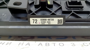Climate control unit for Toyota Venza 21-22 with a 12.3" display and navigation system, scratches