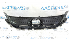 Toyota Venza 21-24 radiator grille: sand, cracks, scratches