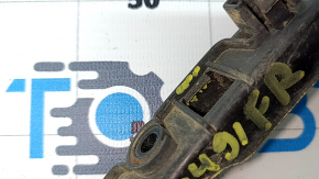 Right front bumper mount for a Jeep Renegade 15-23 pre-rest model, broken