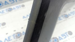 Lower rear left door trim for Jeep Renegade 15-23: structure, scratches, crack, cracks in fasteners, broken fastener