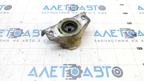 Rear left shock absorber support for a 1919 Chevrolet Volt without a boot