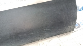 Lower front right door trim for Toyota Venza 21-24, structure, scratches, worn