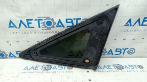 Rear left Toyota Venza 21-24 chrome window, broken guides, scratches, torn seal