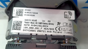 The steering wheel airbag for the driver's side of a Volkswagen ID.4 21-22 is black, without wiring, and has scratches.