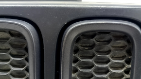 Jeep Renegade 15-18 pre-restoration grille assembly, black, graphite inserts, TRH whitened plastic, crack, sand