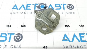 Alfa Romeo Stelvio 18-25 trunk lock hook