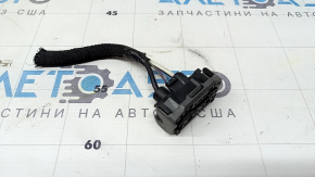 A chip on the diffuser radiator shroud of the Toyota Venza 21-