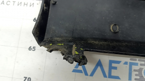 Right threshold of Jeep Renegade 15 - structure, scratches, crack in fastening, broken fastening, broken fastenings