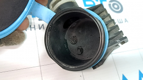 Alfa Romeo Stelvio 18-25 windshield washer reservoir neck with lid, without filter, cracked lid mount