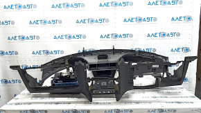 Ford Explorer 20-23 black, scratched dashboard with airbag