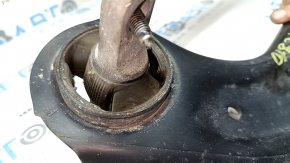 The rear left trailing arm of a Toyota Venza 21-24 AWD has a cracked silent block.