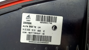 Left inner tailgate light (Alfa Romeo Stelvio 18-22) scratches