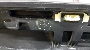 Left threshold for Alfa Romeo Stelvio 18-22: structure, scratches, broken fasteners, broken fastener