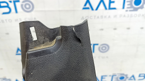 Alfa Romeo Stelvio 18-20 rear left door sill trim, black, crack, crack in fastening, broken fastenings, scratches