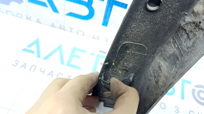 Front left fender arch trim for Alfa Romeo Stelvio 18-25, structure, broken fasteners, scratches