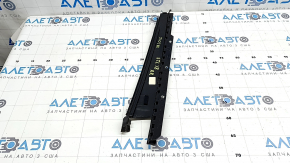 Alfa Romeo Stelvio 18-25 front right rear side door trim, cracks in fasteners, scratches, torn seal